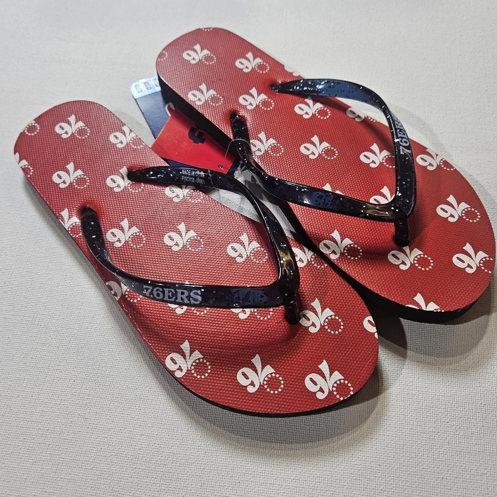 Philadelphia 76ers Flip Flops Womens Size Small FOCO Red White NBA Team Gear NEW